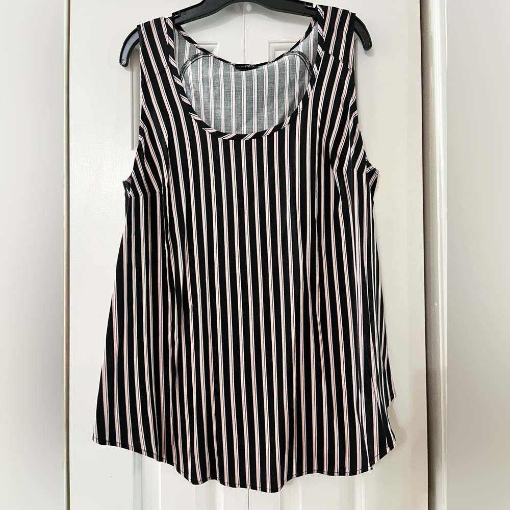 Torrid flowy blouse new